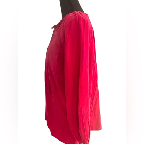 NWT Everlane Women's Red Fuchsia Tie Collar Silk Feel Blouse Size Medium - Picture 7 of 9